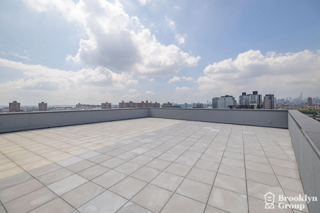322 Grand Concourse - Photo 13