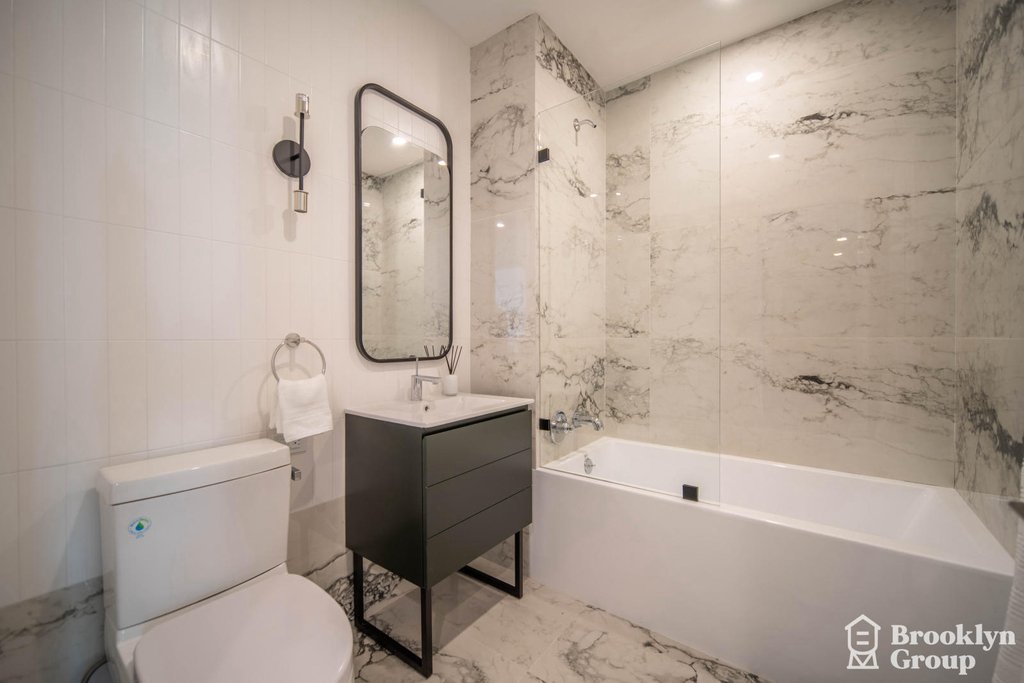 322 Grand Concourse - Photo 6