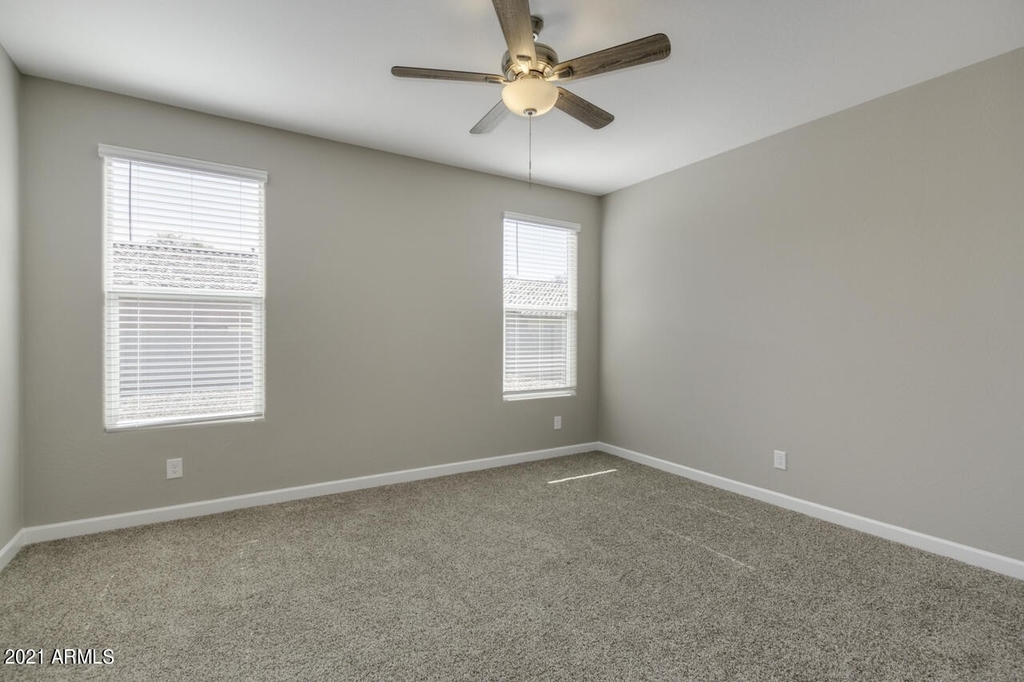 7820 S 45th Avenue - Photo 15