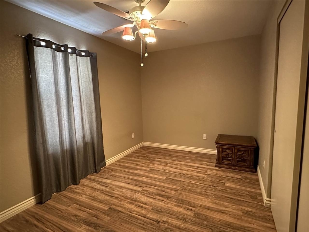 6277 E 42 Ln - Photo 9