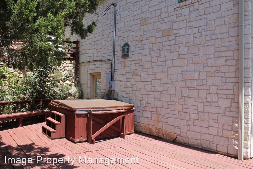 13612 Bullick Hollow - Photo 22