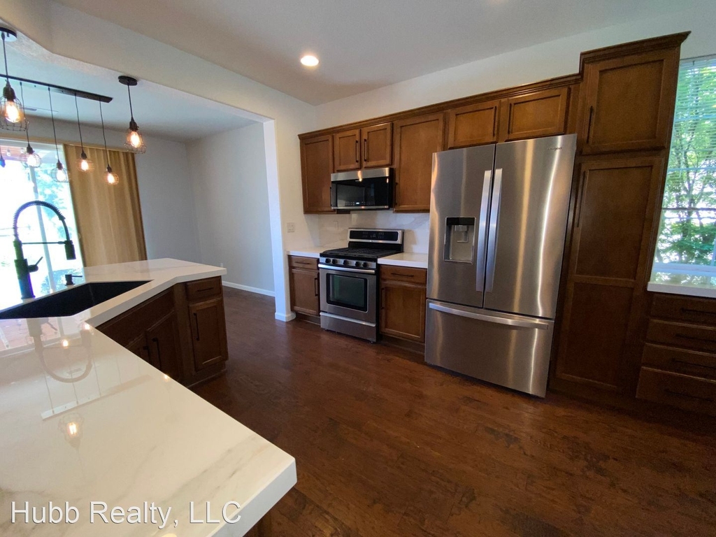 7720 Basin River Court - Photo 8