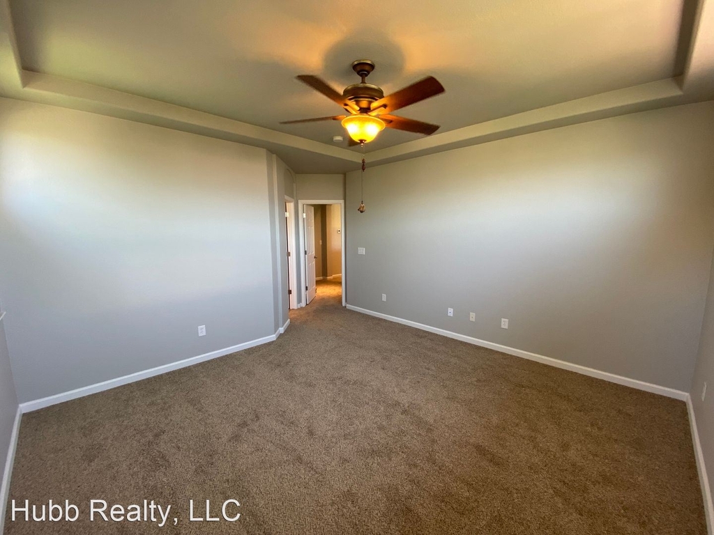 7720 Basin River Court - Photo 43