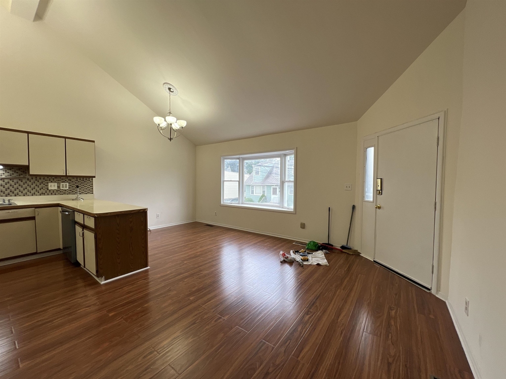 326 Winfield Ave - Photo 6