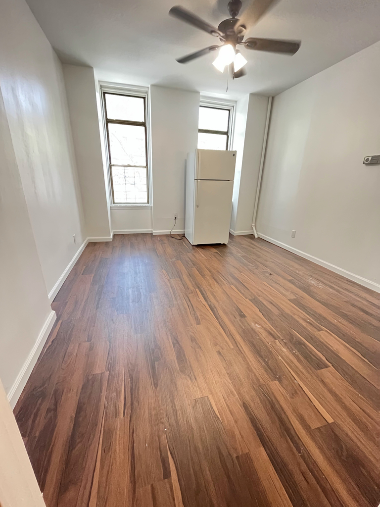 666 Jefferson Avenue - Photo 0