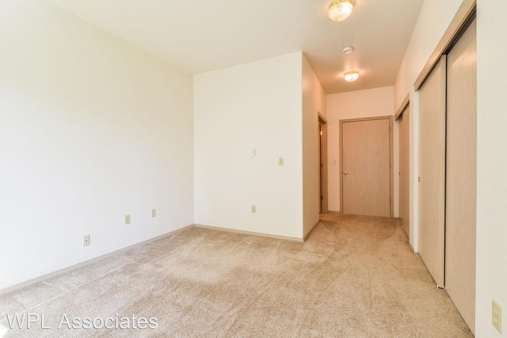 808 Pool Street - Photo 15