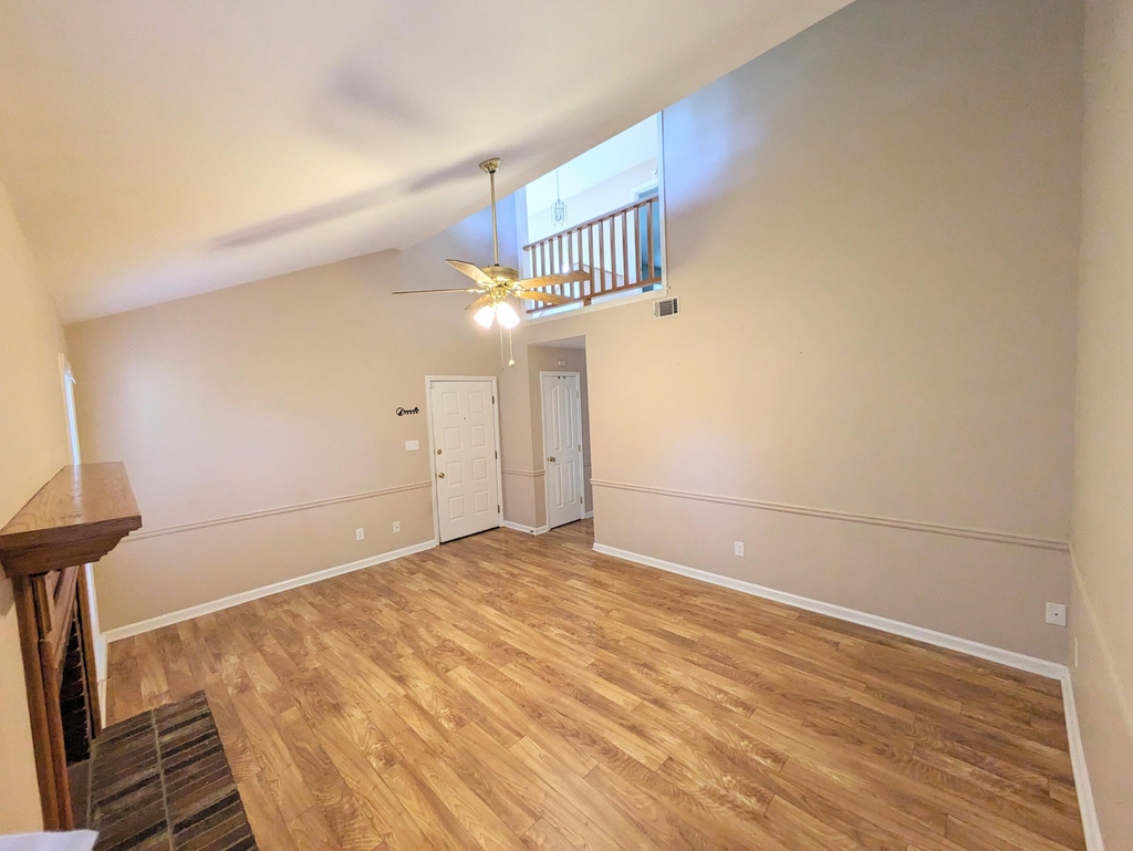 3038 Otter Court - Photo 2