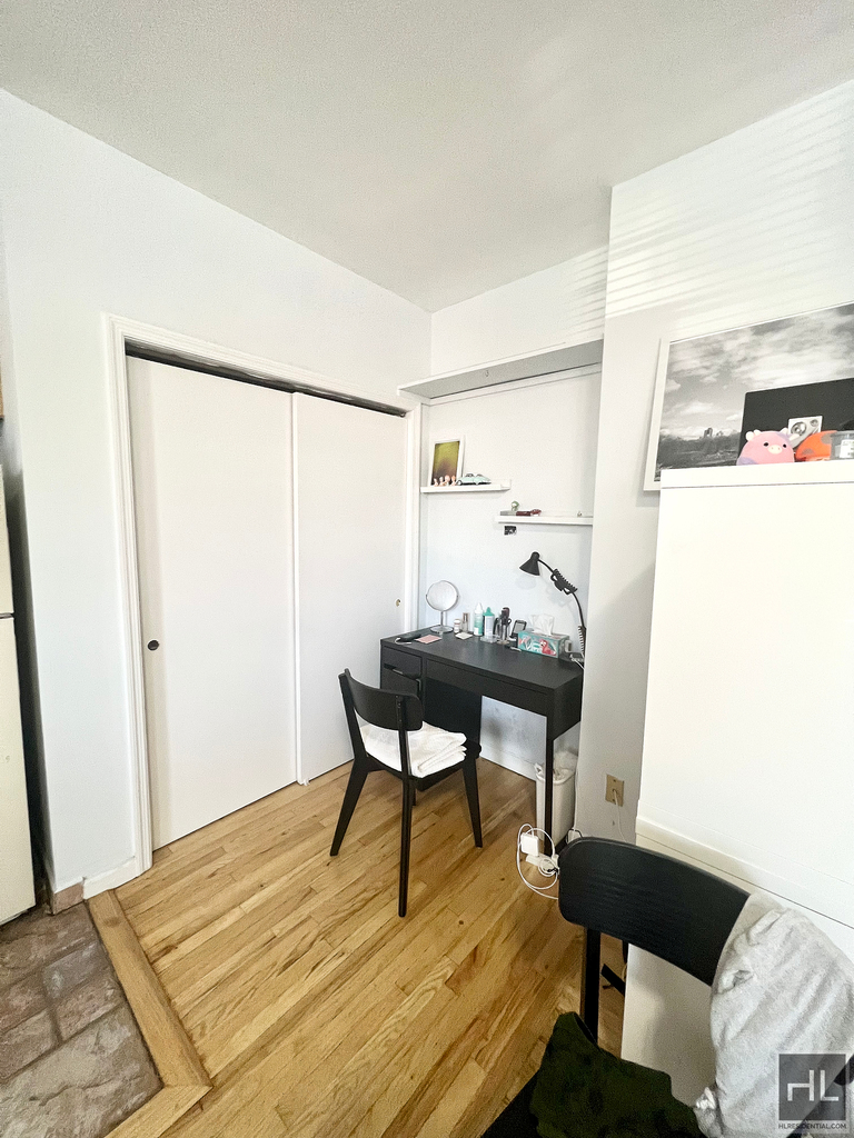 40-04 36 Avenue - Photo 1