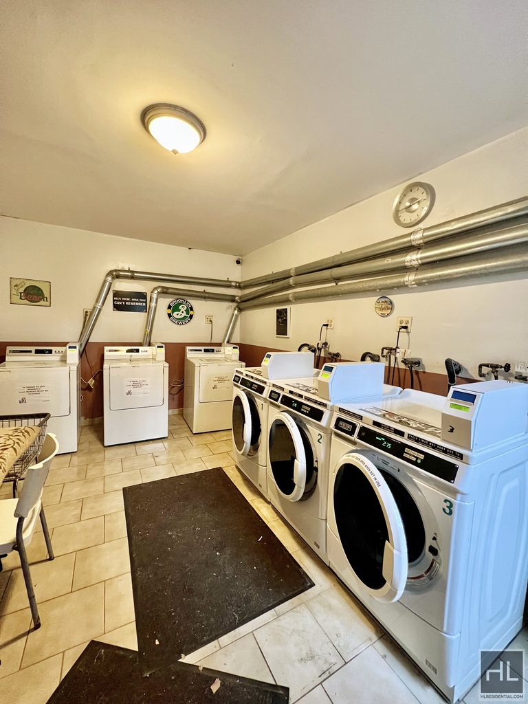 40-04 36 Avenue - Photo 4