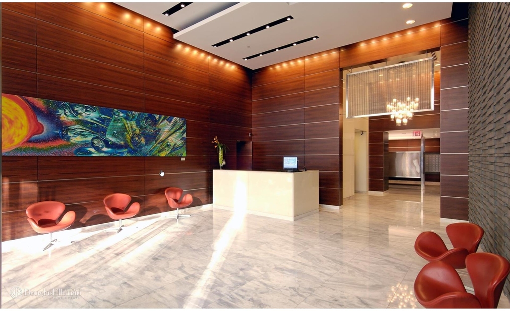 350 W 42nd St - Photo 6