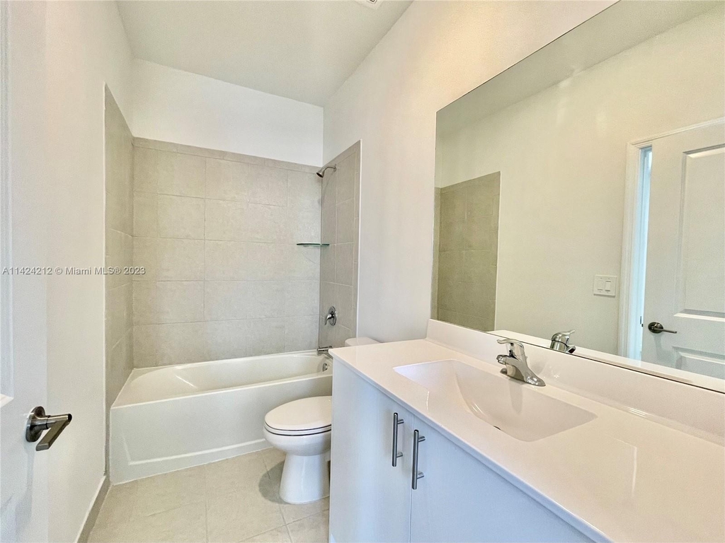 11719 Sw 246th Ter - Photo 5