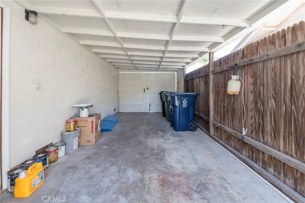 16702 Carousel Lane - Photo 34