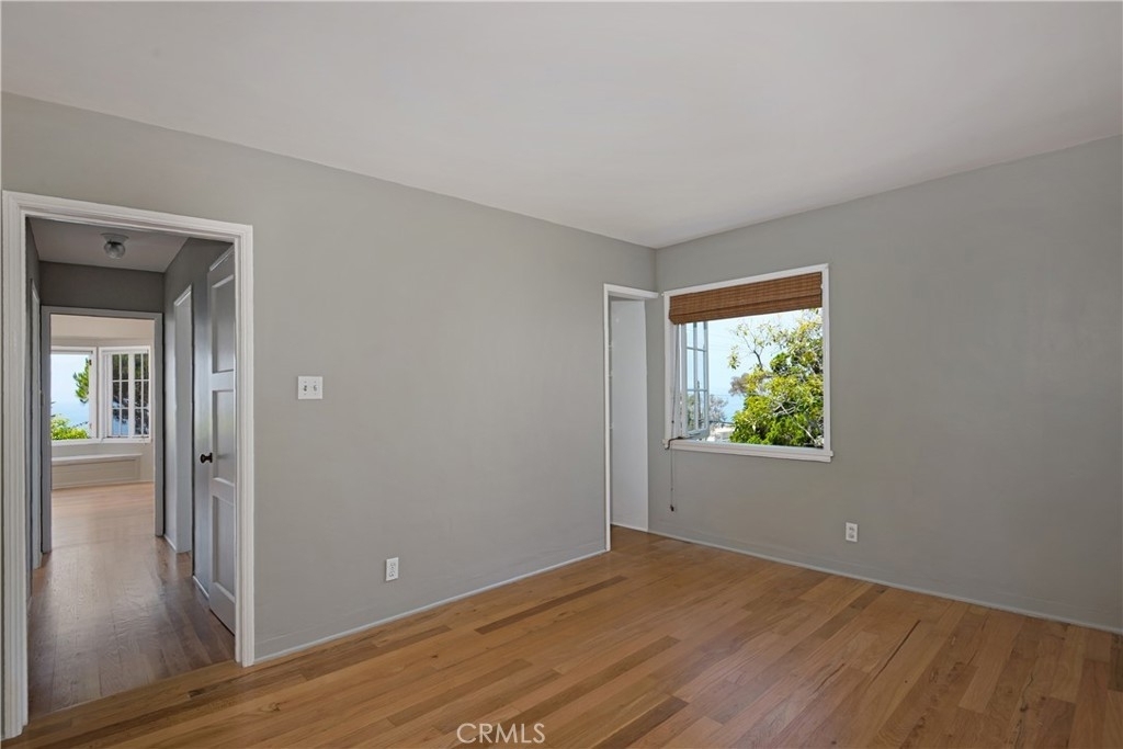 2344 Glenneyre Street - Photo 20