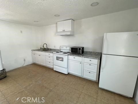 471 S D Street - Photo 2