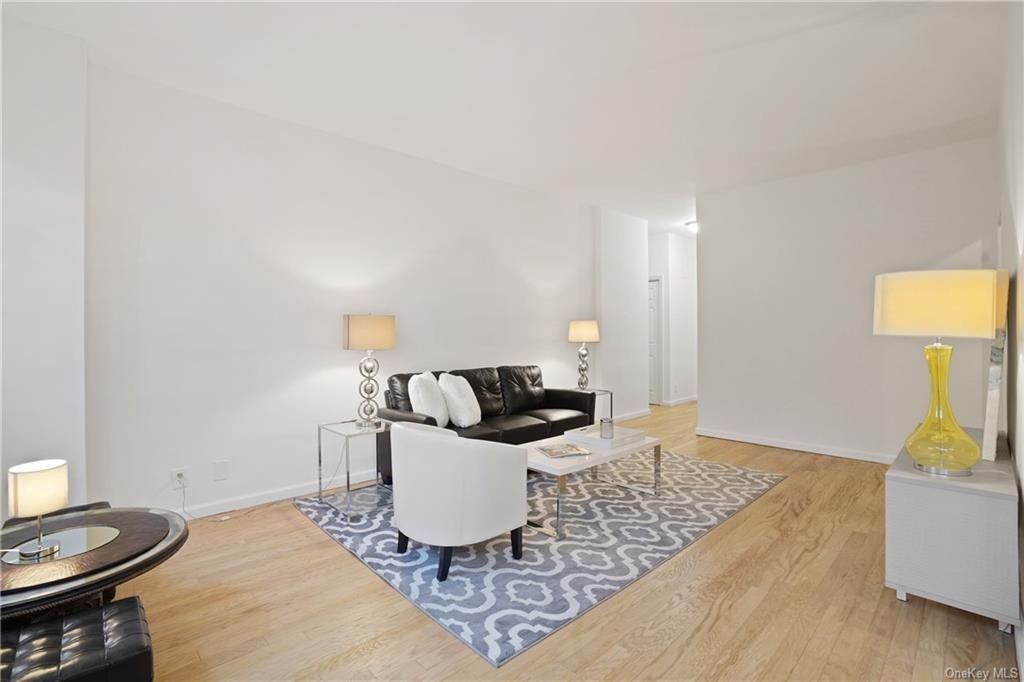 555 Kappock Street - Photo 3