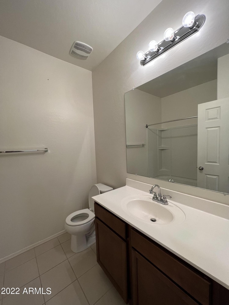 3010 N Majestic Court - Photo 20