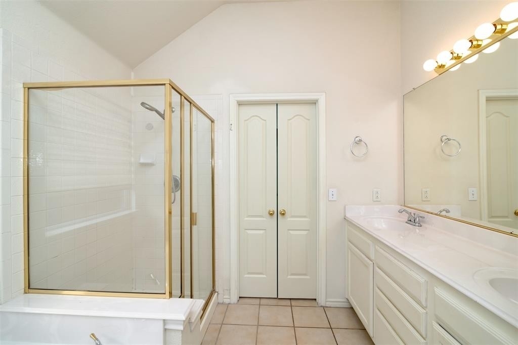 1621 Oak Brook Lane - Photo 18