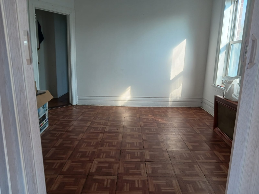 bayridge avenue - Photo 12