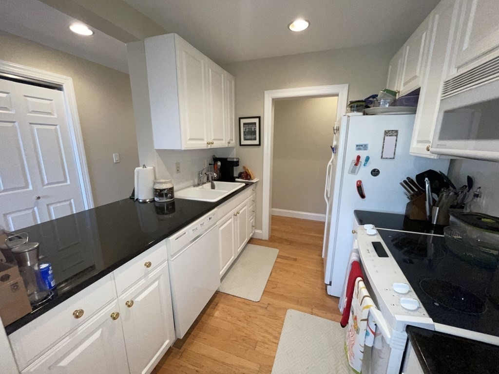 73 Chelsea St - Photo 12