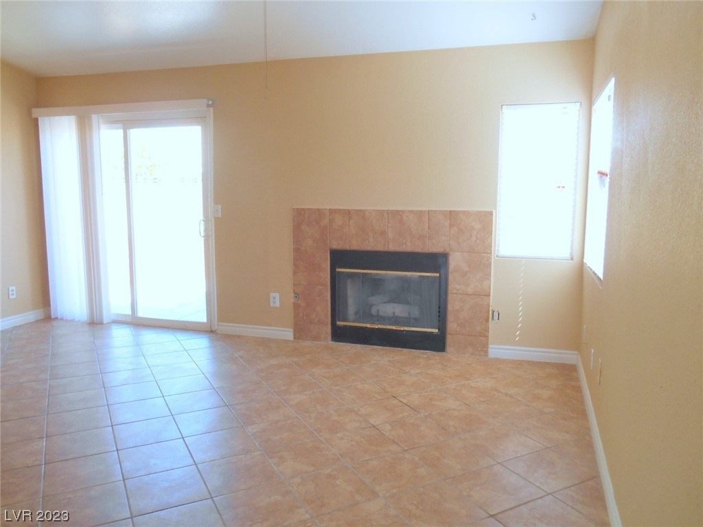 1716 Crystal Chimes Drive - Photo 2