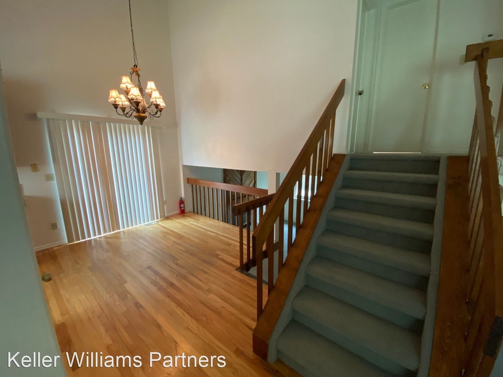 1629 Maitland Ct - Photo 1