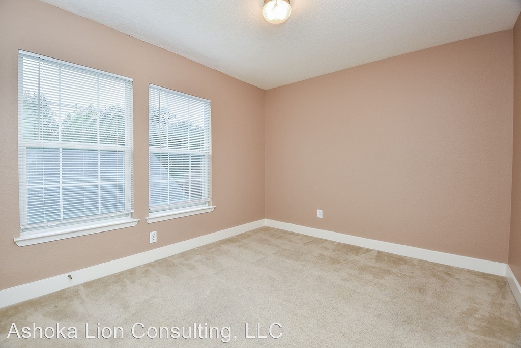 5718 Silver Oak - Photo 18