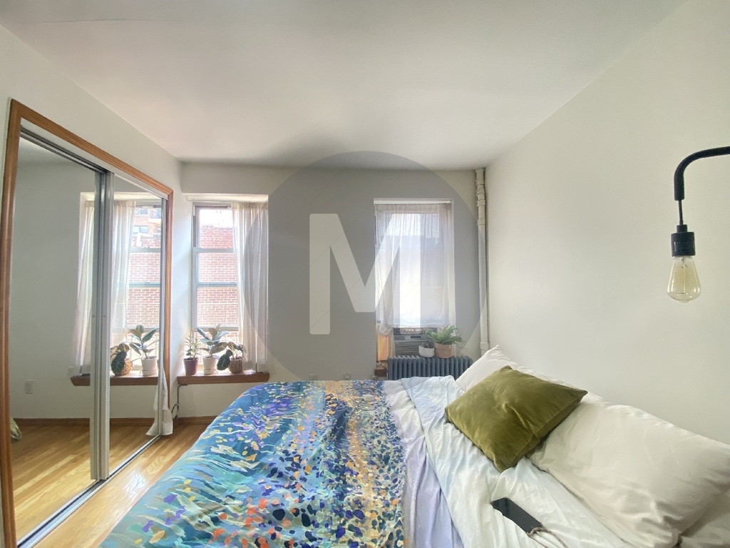 1142 1st Avenue - Photo 0