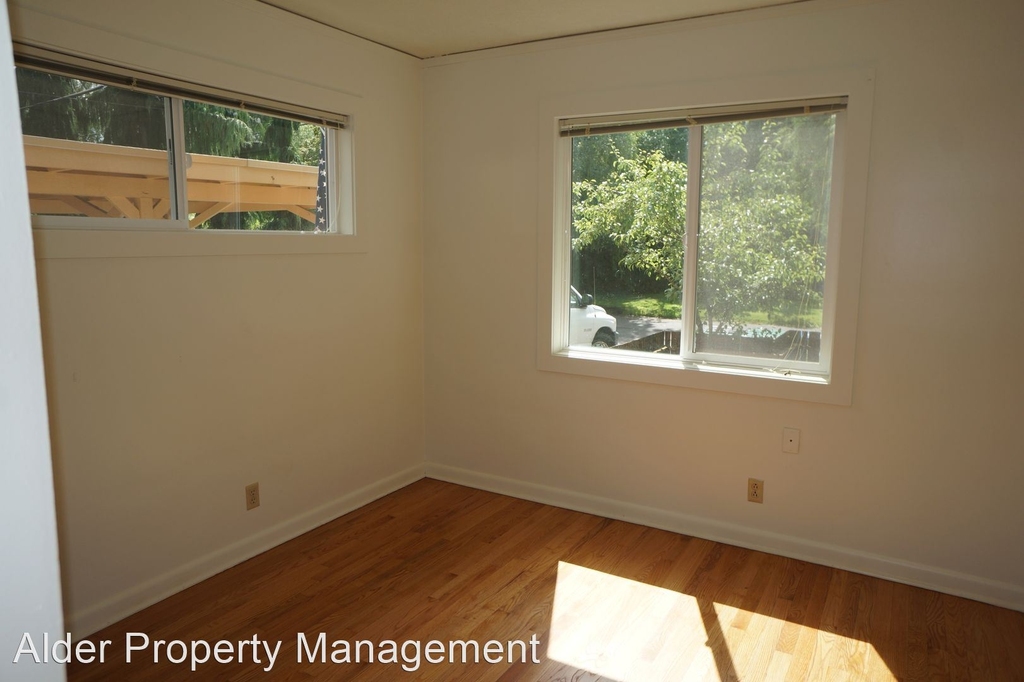8236 Sw 3rd Ave. - Photo 13