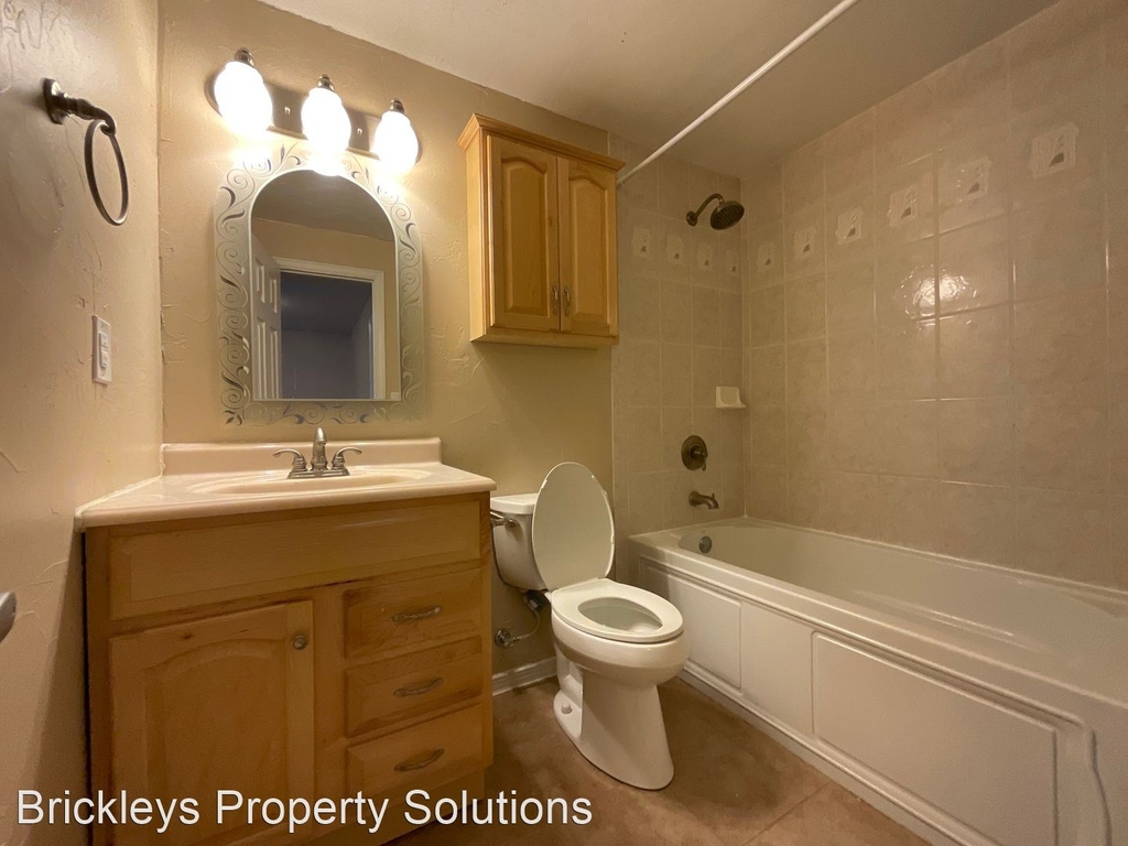 2579 Weyburn Way - Photo 40