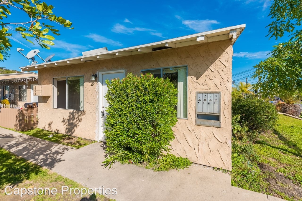 1386 N. Cuyamaca Street - Photo 2