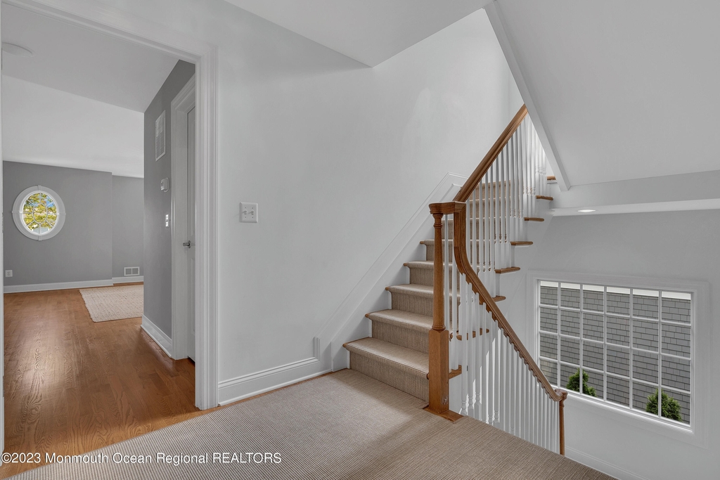 314 Jersey Avenue - Photo 14