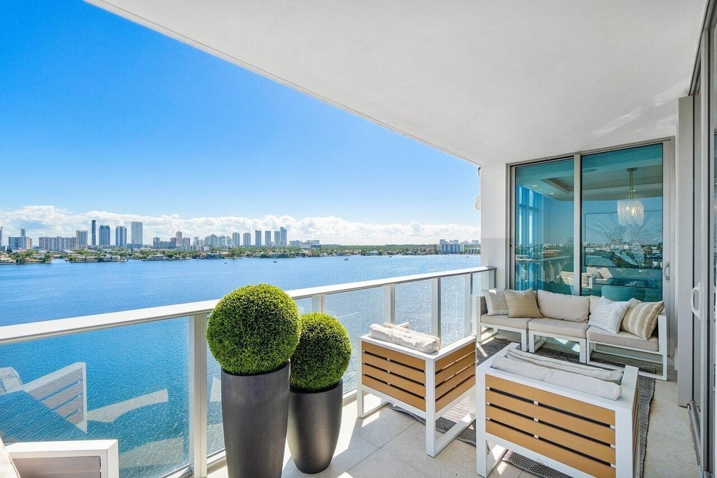 17301 Biscayne Boulevard - Photo 40