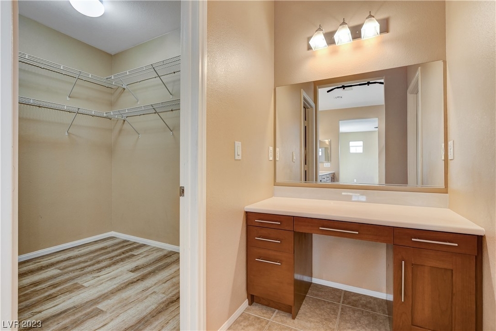 9884 Iris Valley Street - Photo 33