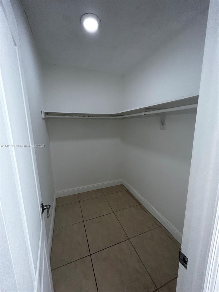 22 Salamanca Ave - Photo 12