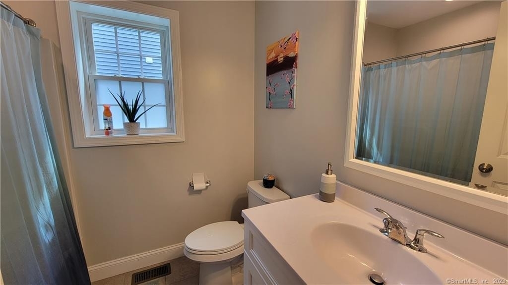 531 Winchester Avenue - Photo 10