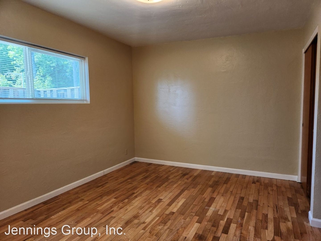 2950 Willamette Street - Photo 6