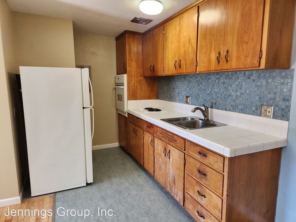 2950 Willamette Street - Photo 4