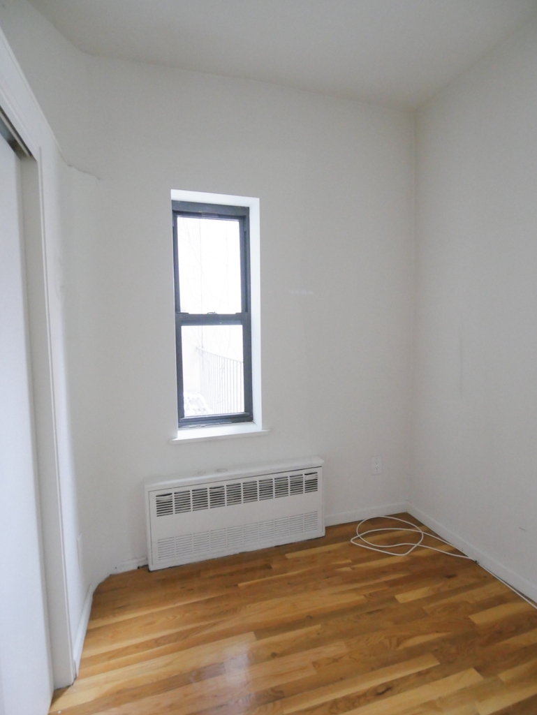 425 East 77th Street - Photo 7