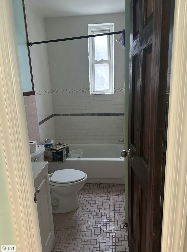 137 Sheridan Avenue - Photo 6