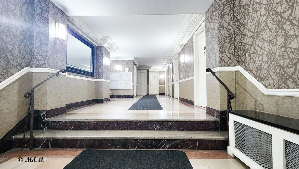 East 37th Street - Photo 6