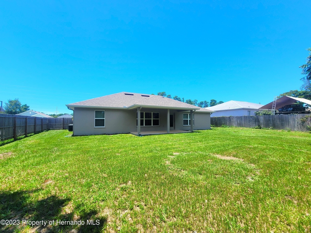 5296 Deltona Boulevard - Photo 2