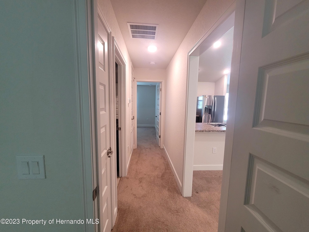 5296 Deltona Boulevard - Photo 22