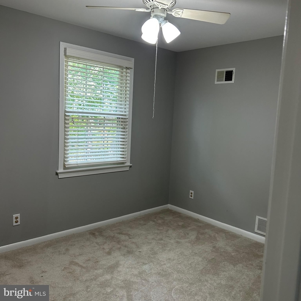 1411 Kersey Lane - Photo 16