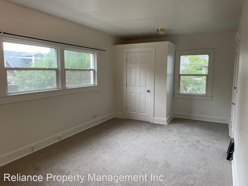 3702 Ne 12th Ave. - Photo 3