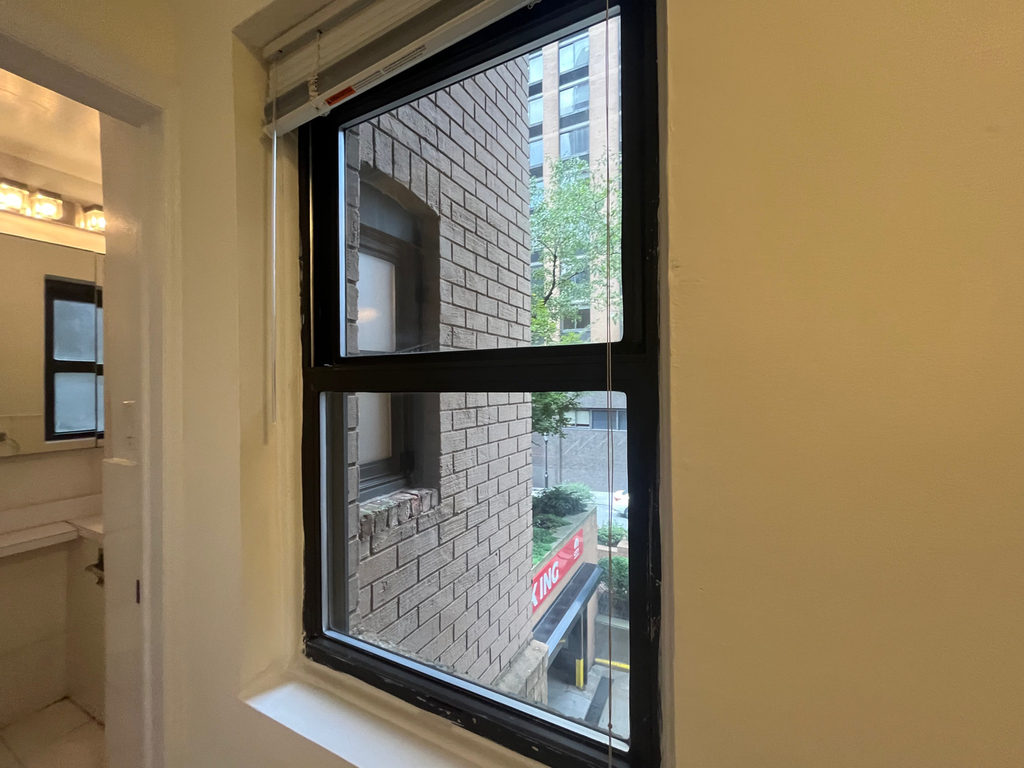 148 West 68th Street - Photo 7