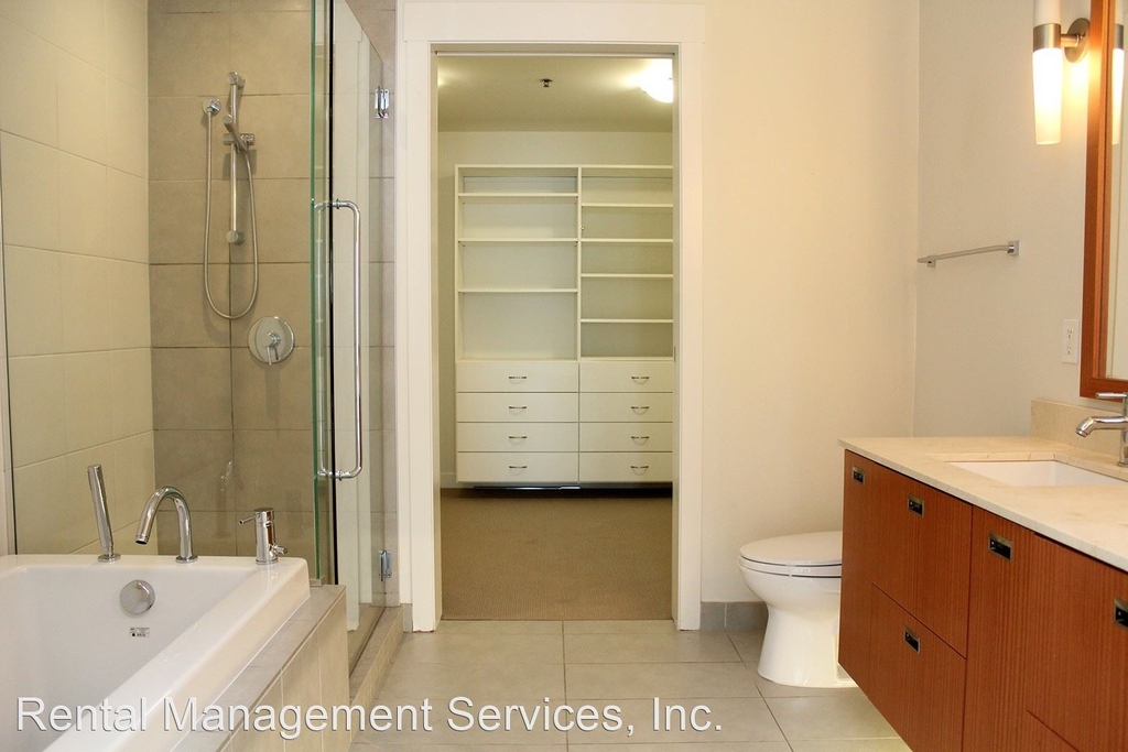 1310 Nw Naito Parkway #404 - Photo 18