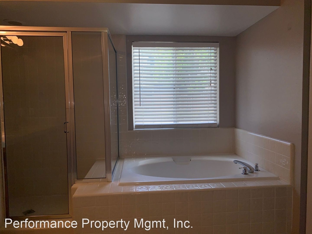 802 E. Catalina Cir. - Photo 14