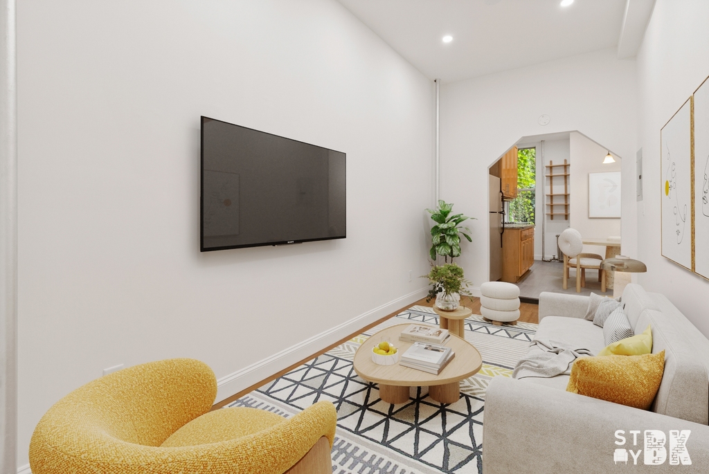 102 North 7th Street - Photo 1
