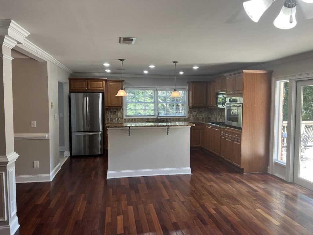 5765 Chamblee Dunwoody Road - Photo 3