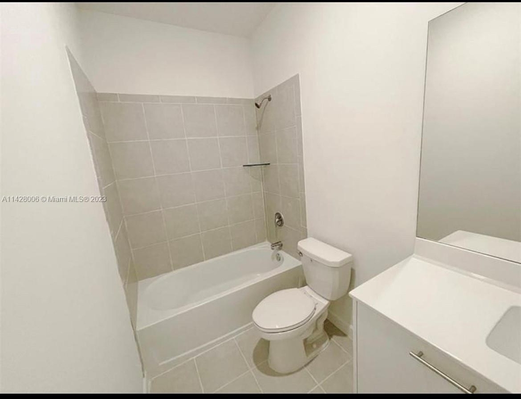 3427 W 112th Ter - Photo 11